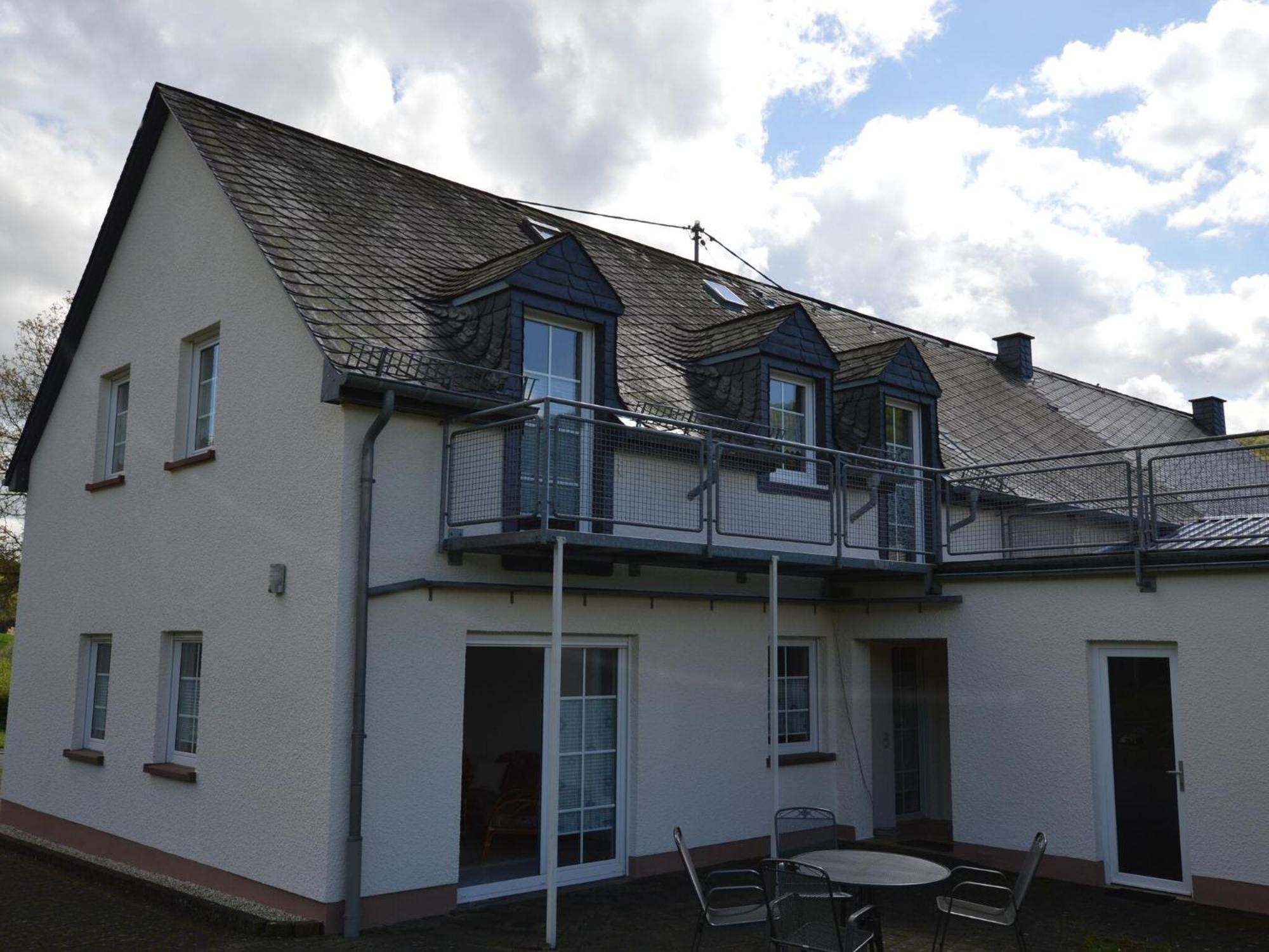 Cosy Holidayhome Near The Forest Zendscheid Exterior photo